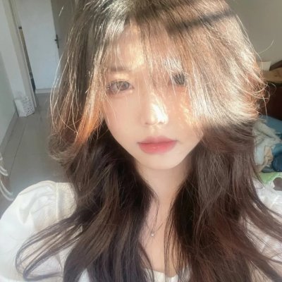 冲破樊笼走彩凤